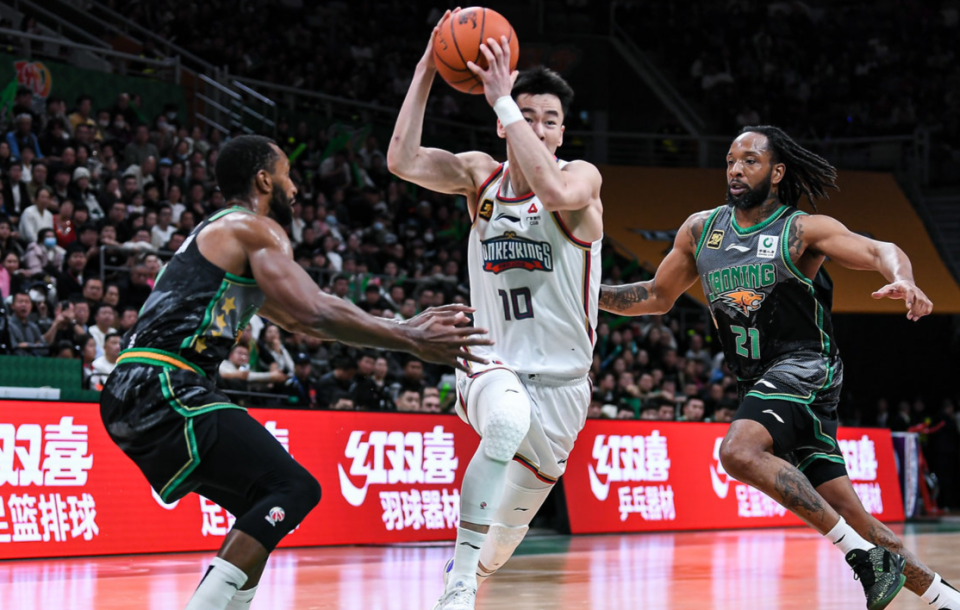 这非常不符, 人意外的是, 不确定性